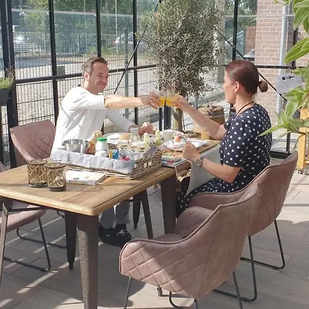 Vinotel * Lijnden